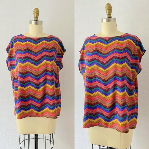 Vintage 100% Silk Chevron Zigzag Blouse Top Rainbow – S - Picture 2 of 9
